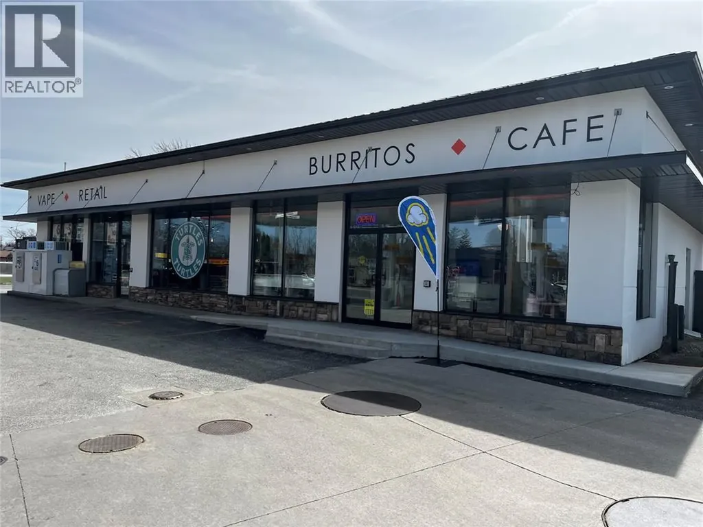 1119 Dufferin Avenue Wallaceburg ON N8A 2W2