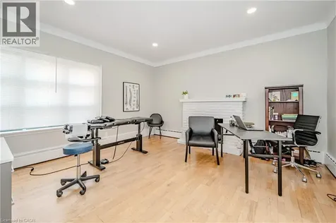 492 Locust Street Burlington ON L7S 1V2