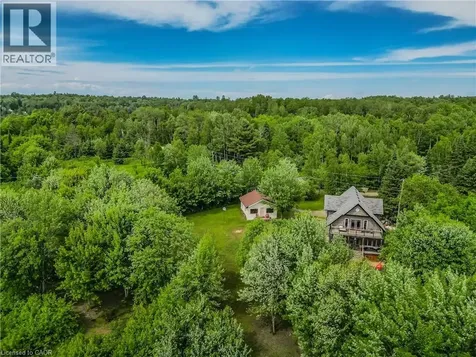 5 Bridge Road Magnetawan ON P0A 1P0