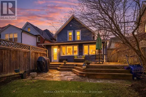 12 Rosebery Place St. Thomas ON N5R 2H7