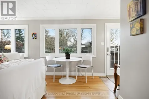 12 Rosebery Place St. Thomas ON N5R 2H7