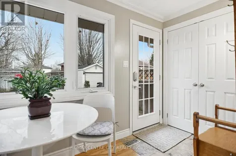 12 Rosebery Place St. Thomas ON N5R 2H7