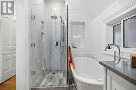 12 Rosebery Place St. Thomas ON N5R 2H7