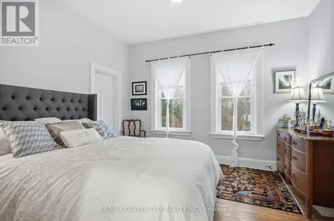 12 Rosebery Place St. Thomas ON N5R 2H7