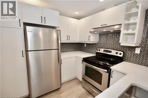 17 Inverness Avenue West Hamilton ON L9C 1A1