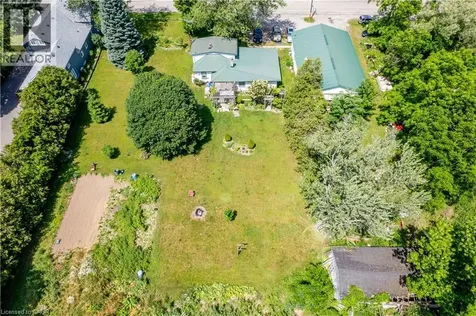 1247 Old Highway 8 Hamilton ON L0R 1Z0