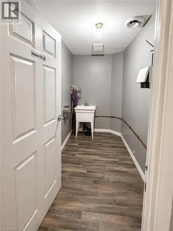 227 Bunting Road St. Catharines ON L2M 3Y2