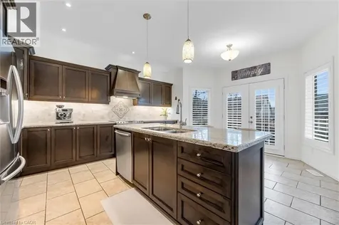 87 Newcombe Road Dundas ON L9H 0A6