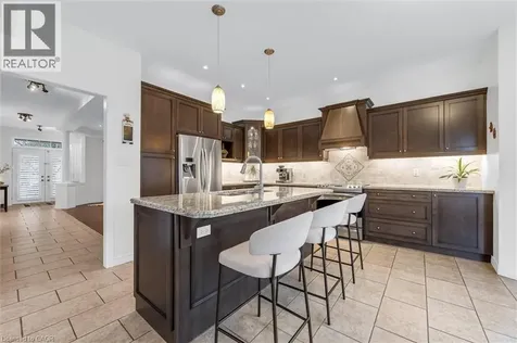 87 Newcombe Road Dundas ON L9H 0A6
