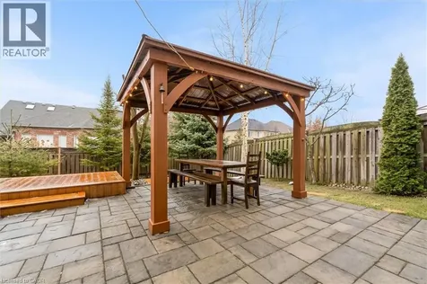 87 Newcombe Road Dundas ON L9H 0A6