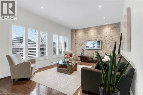 87 Newcombe Road Dundas ON L9H 0A6