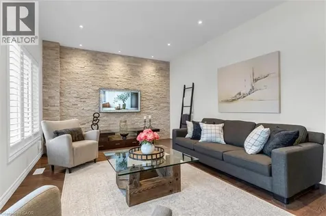 87 Newcombe Road Dundas ON L9H 0A6