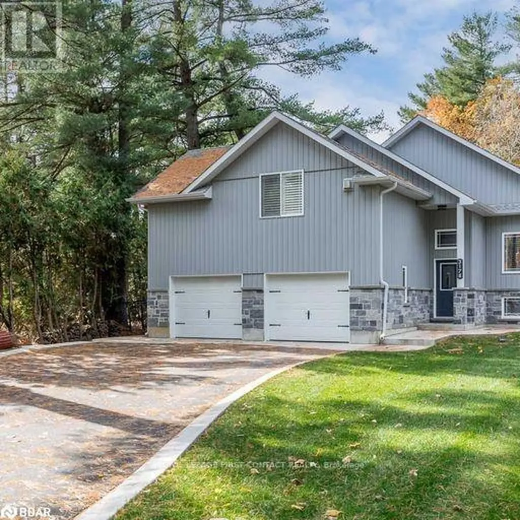 3178 Oak Street Innisfil ON L9S 2K3