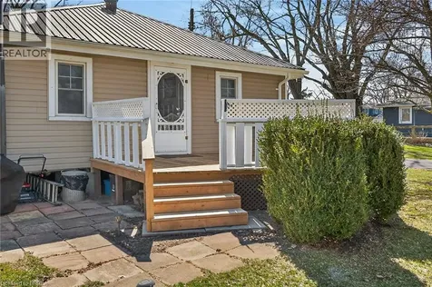 88 Erie Boulevard Long Point ON N0E 1M0