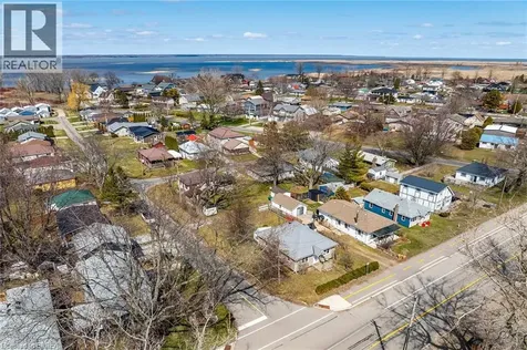 88 Erie Boulevard Long Point ON N0E 1M0
