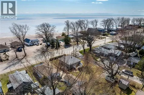 88 Erie Boulevard Long Point ON N0E 1M0
