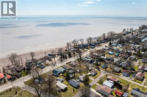 88 Erie Boulevard Long Point ON N0E 1M0