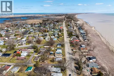88 Erie Boulevard Long Point ON N0E 1M0