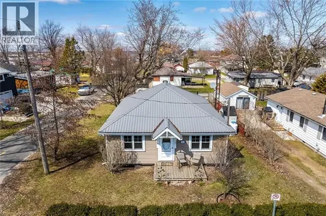 88 Erie Boulevard Long Point ON N0E 1M0