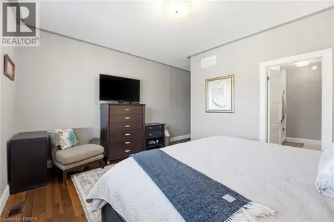 11 Sycamore Drive Port Dover ON N0A 1N6