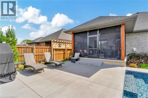 11 Sycamore Drive Port Dover ON N0A 1N6