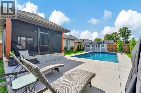 11 Sycamore Drive Port Dover ON N0A 1N6