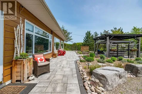 188 Paugh Lake Road Madawaska Valley ON K0J 1B0