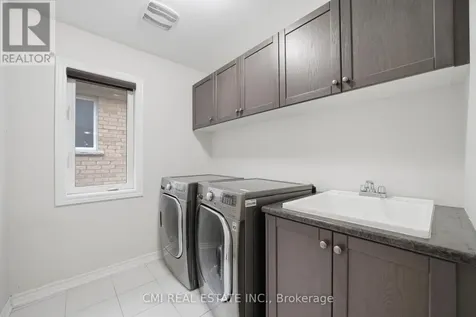42 Valleybrook Crescent Caledon ON L7C 4C5