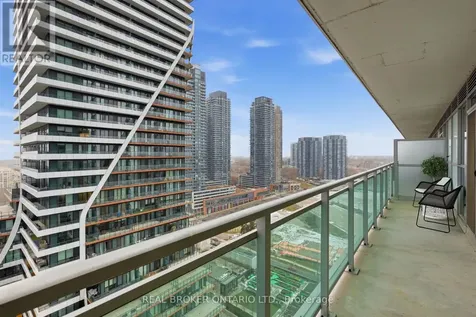 33 Shore Breeze Drive Toronto (mimico) ON M8V 0G1