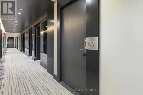 33 Shore Breeze Drive Toronto (mimico) ON M8V 0G1