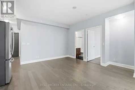 33 Shore Breeze Drive Toronto (mimico) ON M8V 0G1