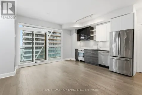 33 Shore Breeze Drive Toronto (mimico) ON M8V 0G1