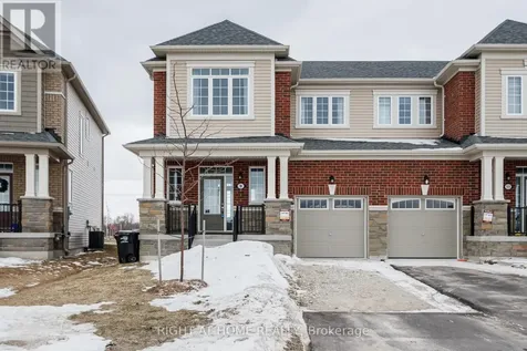 9 Mission Street Wasaga Beach ON L9Z 0L8