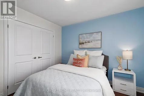 9 Mission Street Wasaga Beach ON L9Z 0L8