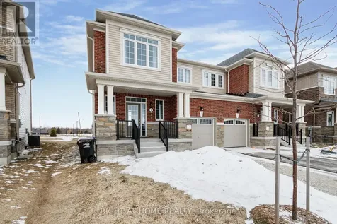 9 Mission Street Wasaga Beach ON L9Z 0L8
