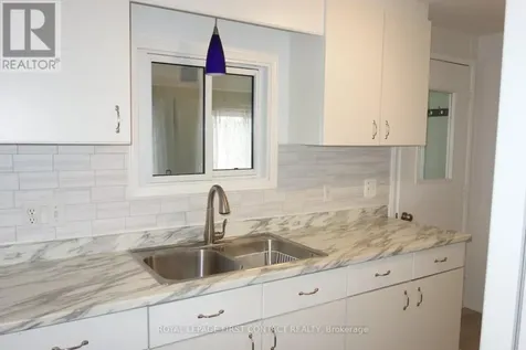 23 Mimosa Crescent Innisfil ON L9S 1P9