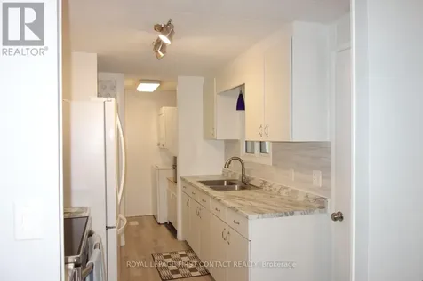 23 Mimosa Crescent Innisfil ON L9S 1P9