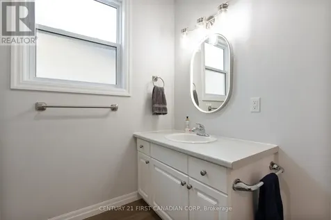 35 Inkerman Street St. Thomas ON N5P 3E9