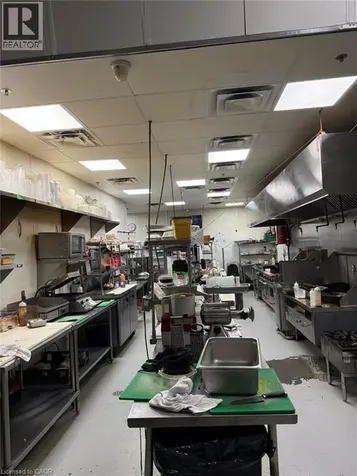 1400 Aimco Boulevard Mississauga ON L4W 4K2