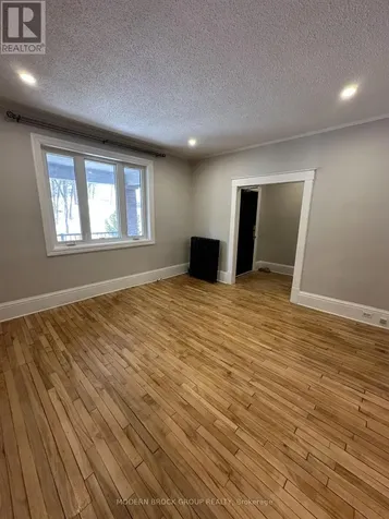 53 Heney Street Ottawa ON K1N 5V6