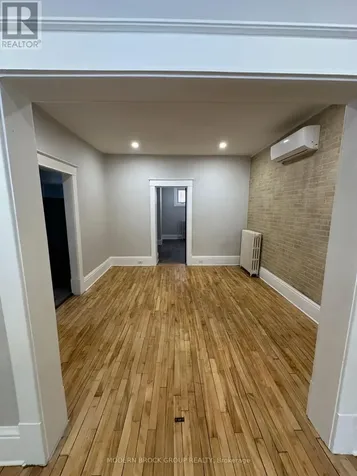 53 Heney Street Ottawa ON K1N 5V6