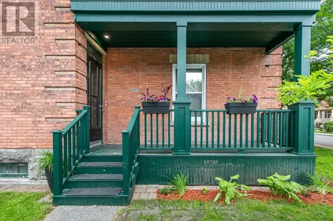 194 Augusta Street Ottawa ON K1N 8C3