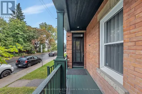 194 Augusta Street Ottawa ON K1N 8C3