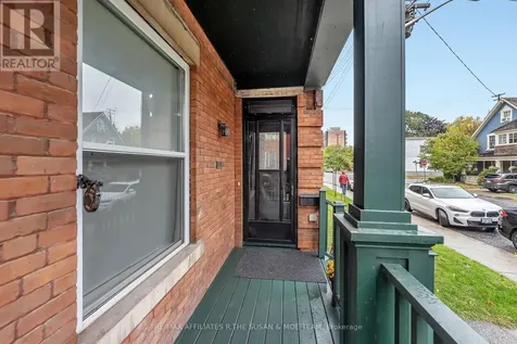 194 Augusta Street Ottawa ON K1N 8C3