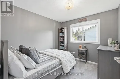 90 Mapleport Crescent South Bruce Peninsula ON N0H 2G0