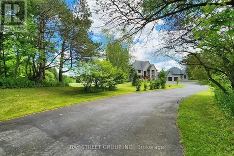 3141 Vivian Road Whitchurch-stouffville ON L3Y 4W1