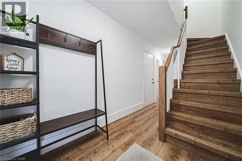 20 Mcconkey Crescent Brantford ON N3S 0B8