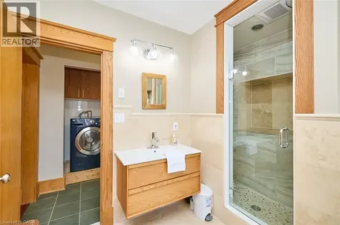 4915 King Street Beamsville ON L0R 1B0