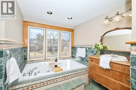 4915 King Street Beamsville ON L0R 1B0