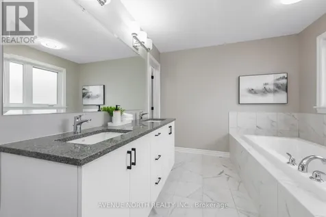 707 Moonflower Crescent Ottawa ON K1T 0X8
